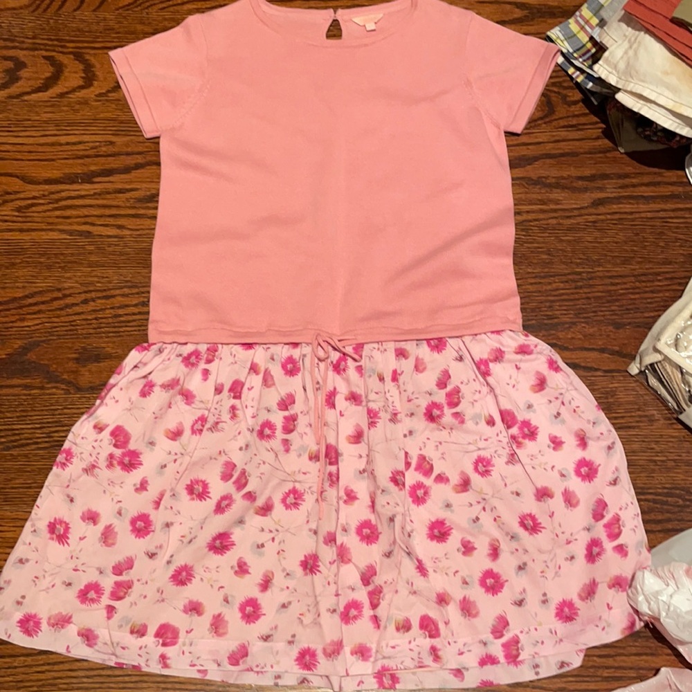 Girl’s dress